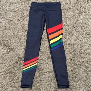 NWOT Scout Designs Rainbow Print Leggings Gray Small